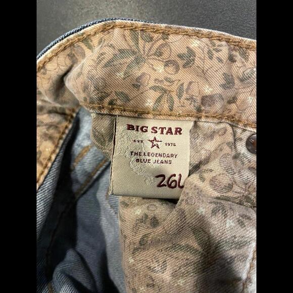 Big Star Maddie Mid Rise Jeans - Size 26L - Picture 4 of 12